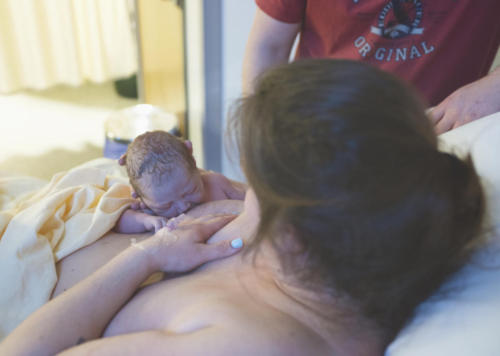 BreastFeeding_First Latch