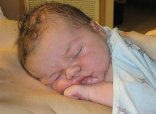 BreastFeeding_Tucker Skin to SKin